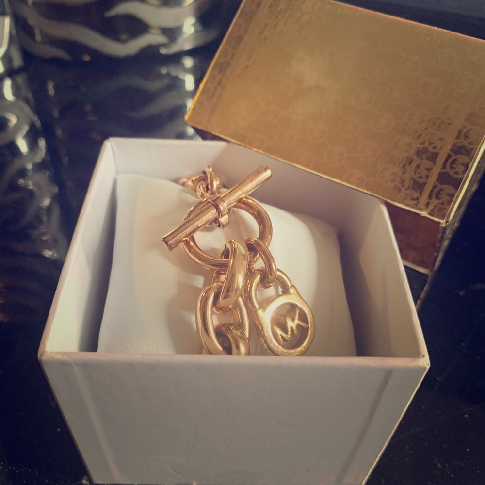 Michael Kors Toggle Bracelet
